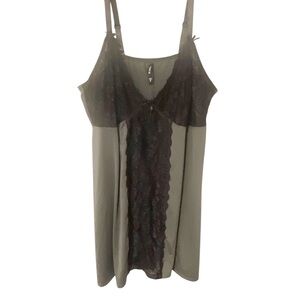 Torrid Plus Size Gray Black Floral Lace Sleeveless Lingerie Sleepwear V-neck‎ 3X